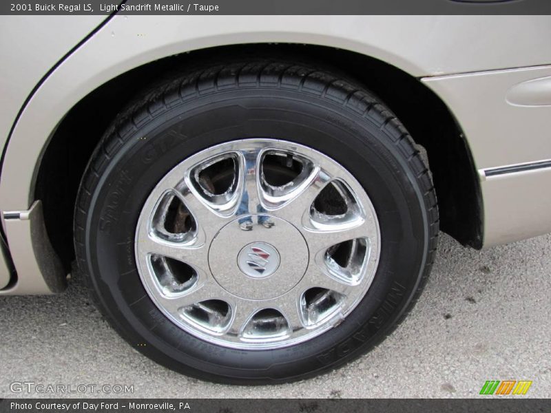 Light Sandrift Metallic / Taupe 2001 Buick Regal LS