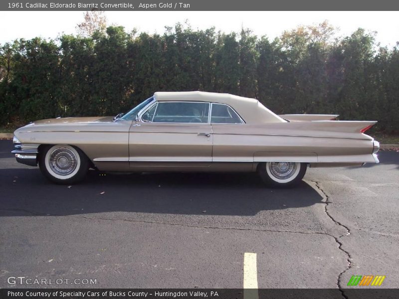 Aspen Gold / Tan 1961 Cadillac Eldorado Biarritz Convertible
