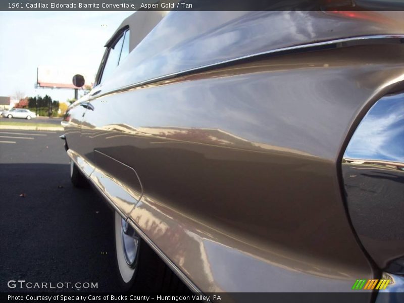 Aspen Gold / Tan 1961 Cadillac Eldorado Biarritz Convertible
