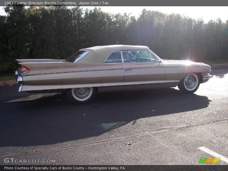 Aspen Gold / Tan 1961 Cadillac Eldorado Biarritz Convertible