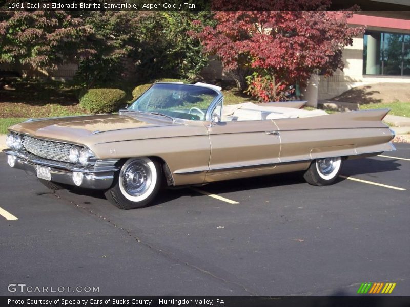 Aspen Gold / Tan 1961 Cadillac Eldorado Biarritz Convertible