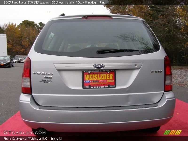 CD Silver Metallic / Dark Flint/Light Flint 2005 Ford Focus ZXW SES Wagon