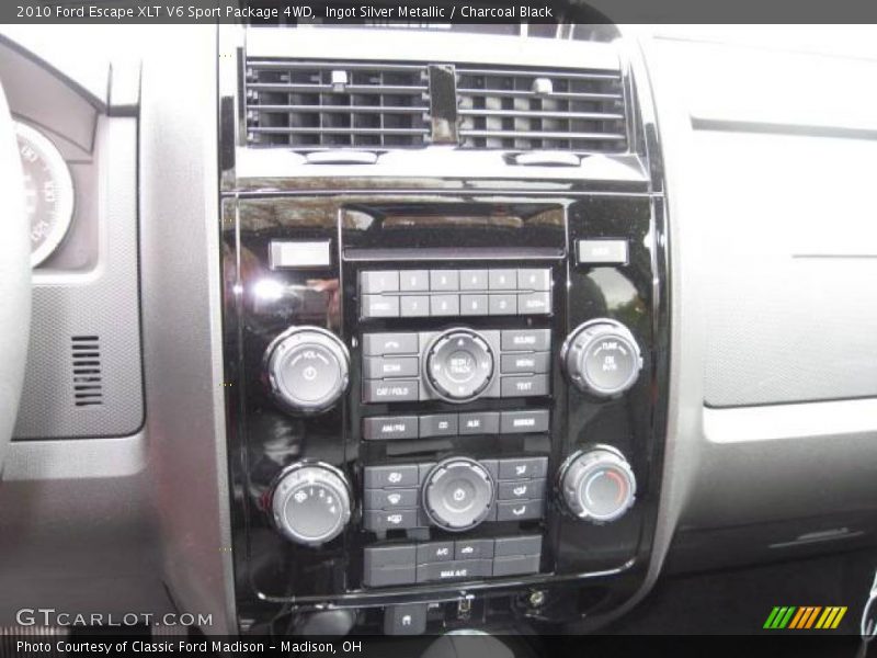 Ingot Silver Metallic / Charcoal Black 2010 Ford Escape XLT V6 Sport Package 4WD