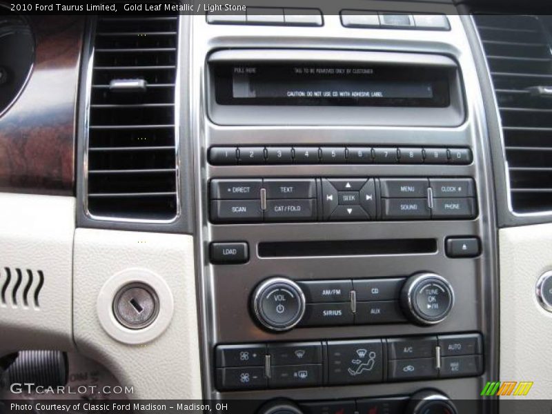 Gold Leaf Metallic / Light Stone 2010 Ford Taurus Limited
