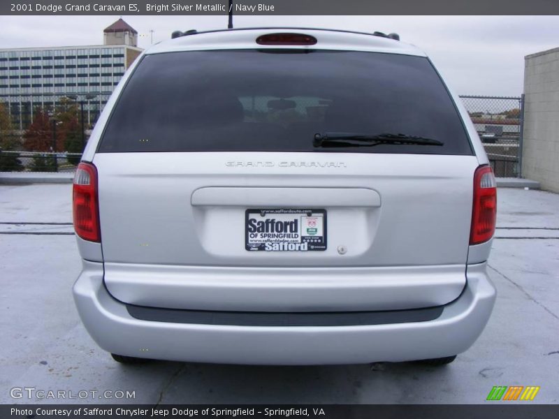 Bright Silver Metallic / Navy Blue 2001 Dodge Grand Caravan ES