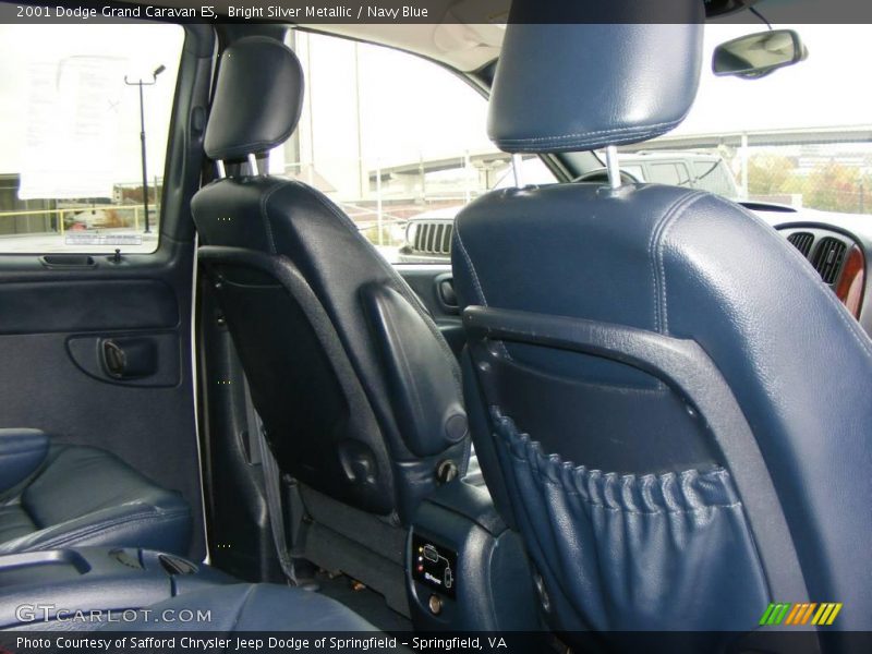Bright Silver Metallic / Navy Blue 2001 Dodge Grand Caravan ES