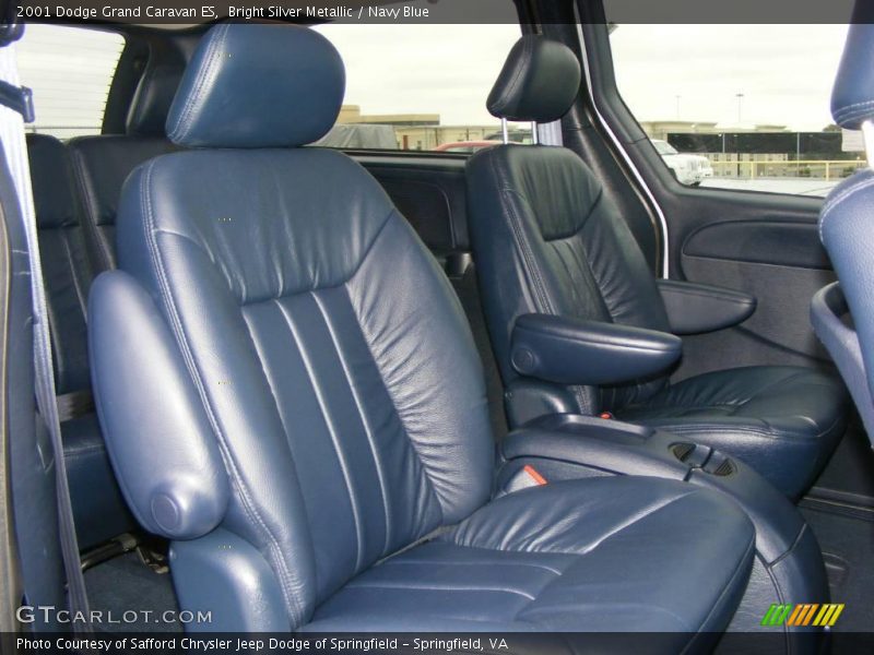 Bright Silver Metallic / Navy Blue 2001 Dodge Grand Caravan ES