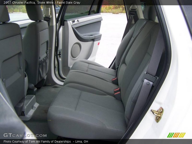 Stone White / Pastel Slate Gray 2007 Chrysler Pacifica