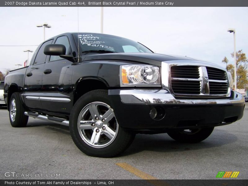Brilliant Black Crystal Pearl / Medium Slate Gray 2007 Dodge Dakota Laramie Quad Cab 4x4