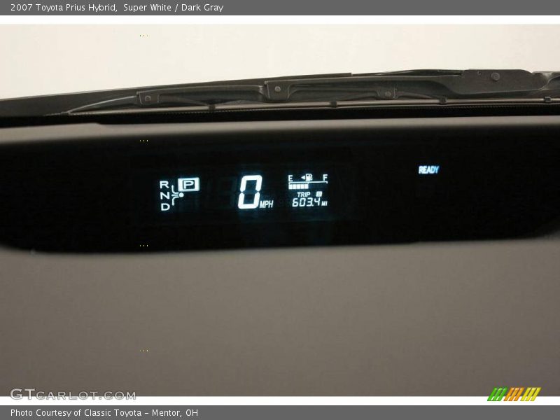 Super White / Dark Gray 2007 Toyota Prius Hybrid
