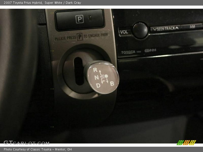 Super White / Dark Gray 2007 Toyota Prius Hybrid
