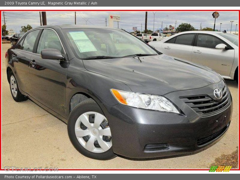 Magnetic Gray Metallic / Ash 2009 Toyota Camry LE