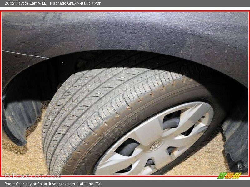 Magnetic Gray Metallic / Ash 2009 Toyota Camry LE