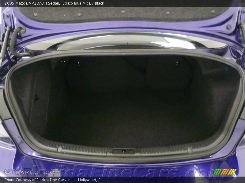 Strato Blue Mica / Black 2005 Mazda MAZDA3 s Sedan