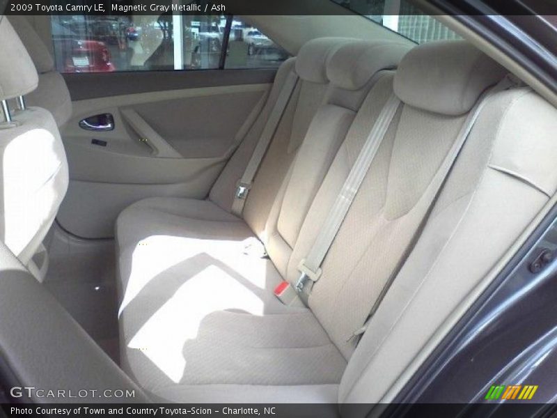 Magnetic Gray Metallic / Ash 2009 Toyota Camry LE