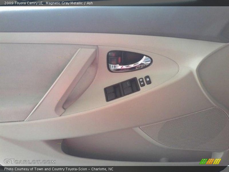 Magnetic Gray Metallic / Ash 2009 Toyota Camry LE