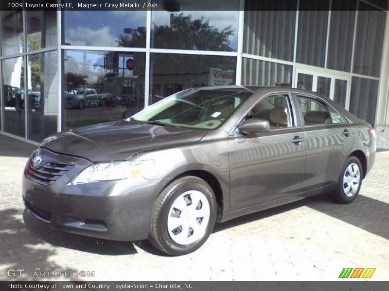 Magnetic Gray Metallic / Ash 2009 Toyota Camry LE