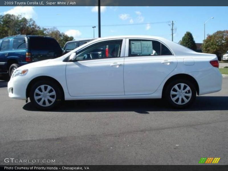 Super White / Ash 2009 Toyota Corolla LE