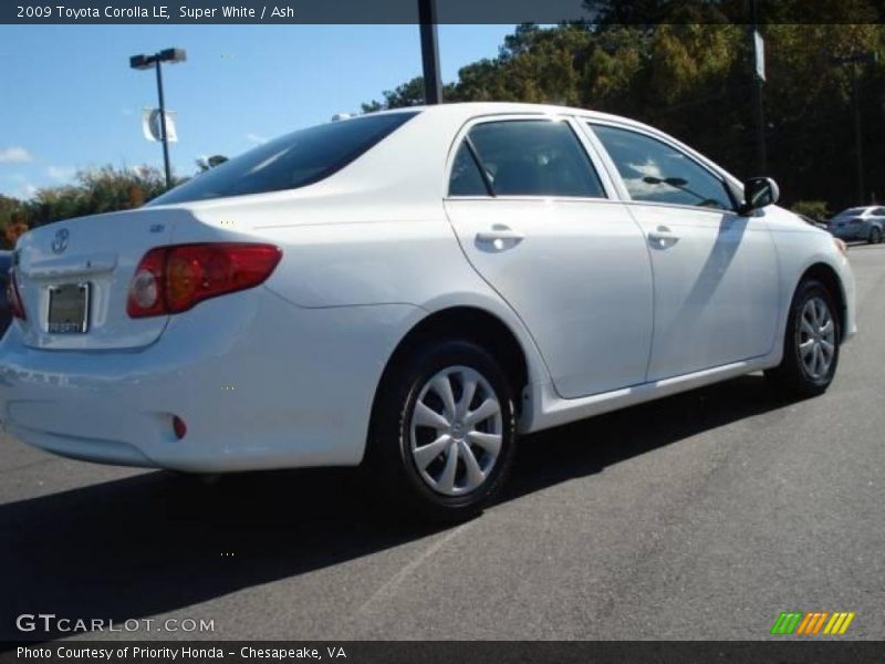Super White / Ash 2009 Toyota Corolla LE