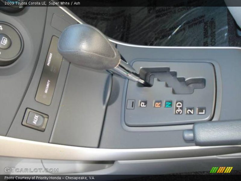 Super White / Ash 2009 Toyota Corolla LE