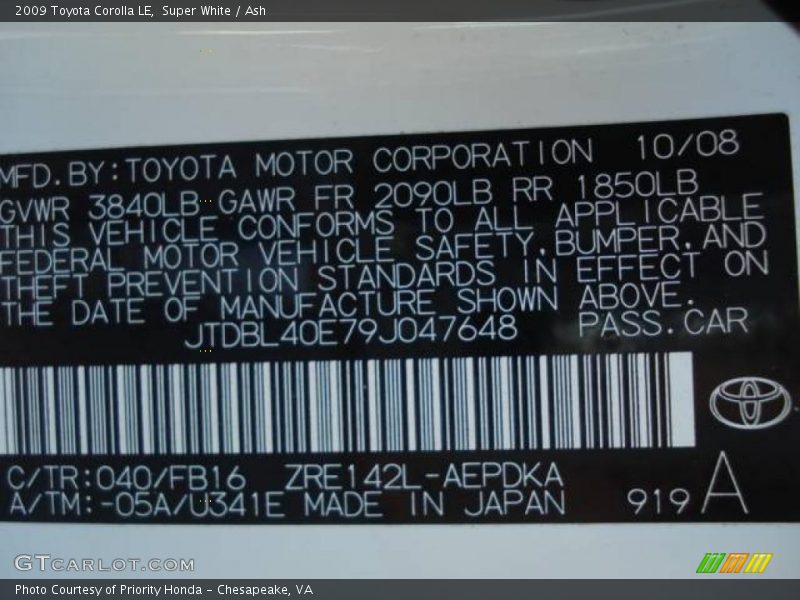Super White / Ash 2009 Toyota Corolla LE