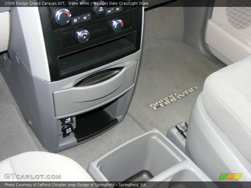 Stone White / Medium Slate Gray/Light Shale 2008 Dodge Grand Caravan SXT