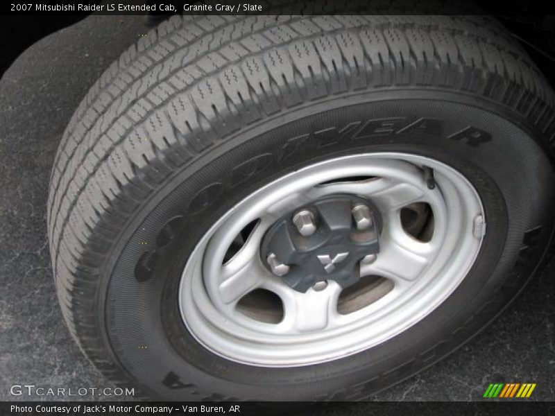 Granite Gray / Slate 2007 Mitsubishi Raider LS Extended Cab