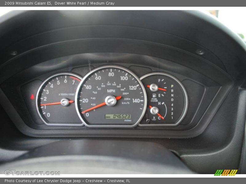 Dover White Pearl / Medium Gray 2009 Mitsubishi Galant ES