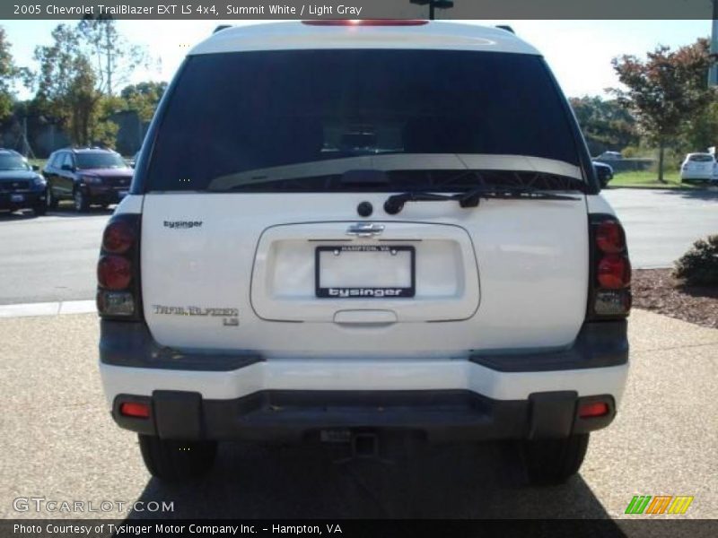 Summit White / Light Gray 2005 Chevrolet TrailBlazer EXT LS 4x4