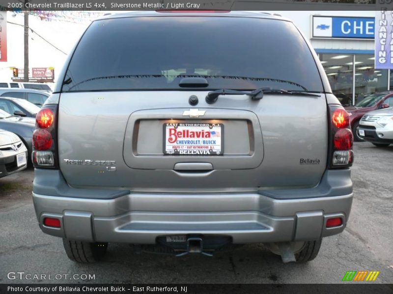 Silverstone Metallic / Light Gray 2005 Chevrolet TrailBlazer LS 4x4