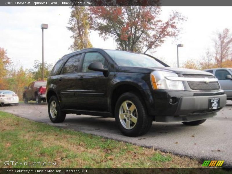 Black / Light Gray 2005 Chevrolet Equinox LS AWD