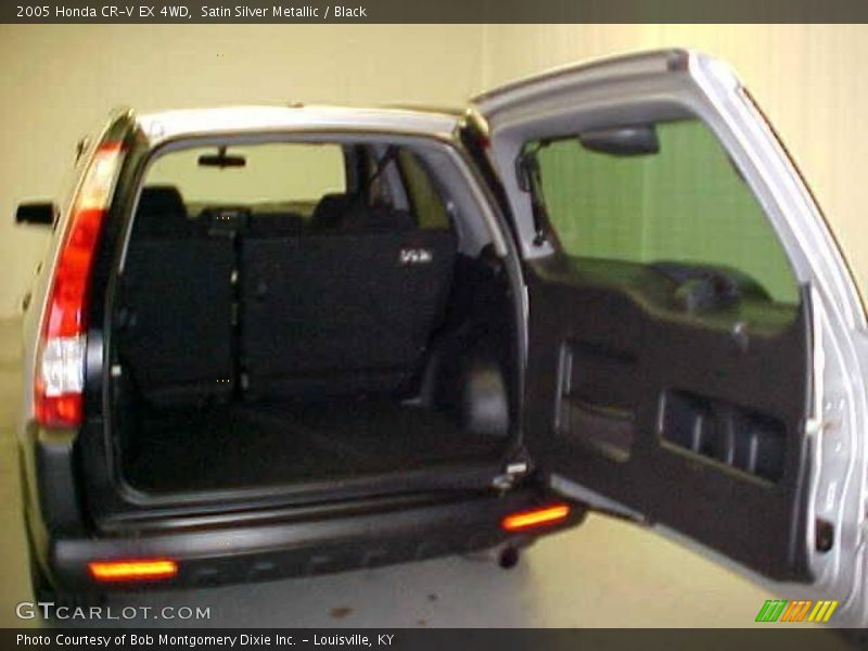 Satin Silver Metallic / Black 2005 Honda CR-V EX 4WD