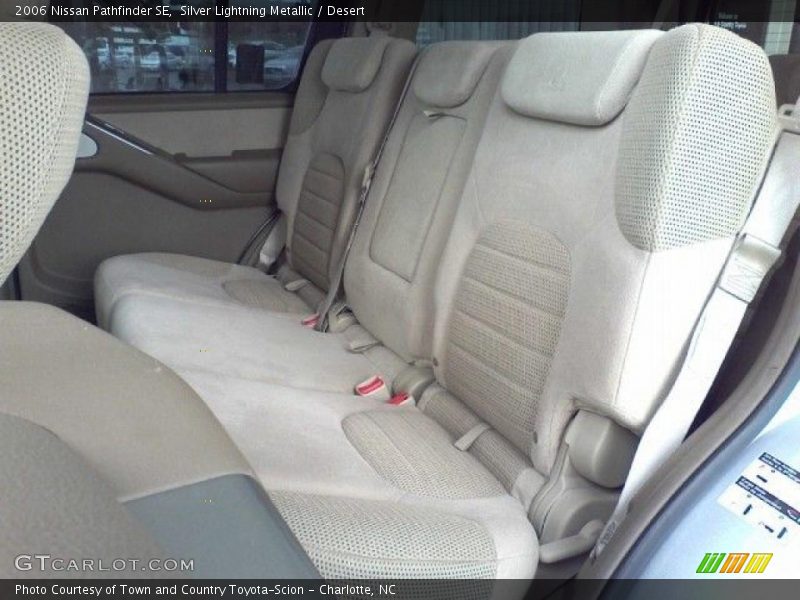 Silver Lightning Metallic / Desert 2006 Nissan Pathfinder SE