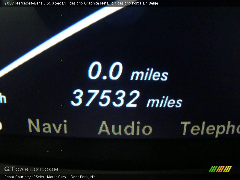designo Graphite Metallic / designo Porcelain Beige 2007 Mercedes-Benz S 550 Sedan