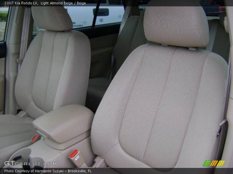 Light Almond Beige / Beige 2007 Kia Rondo LX