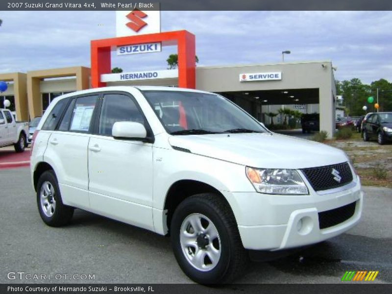 White Pearl / Black 2007 Suzuki Grand Vitara 4x4