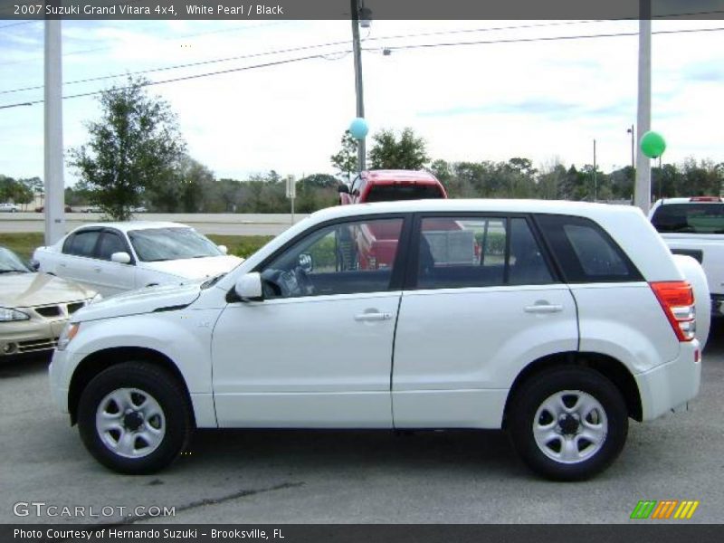 White Pearl / Black 2007 Suzuki Grand Vitara 4x4