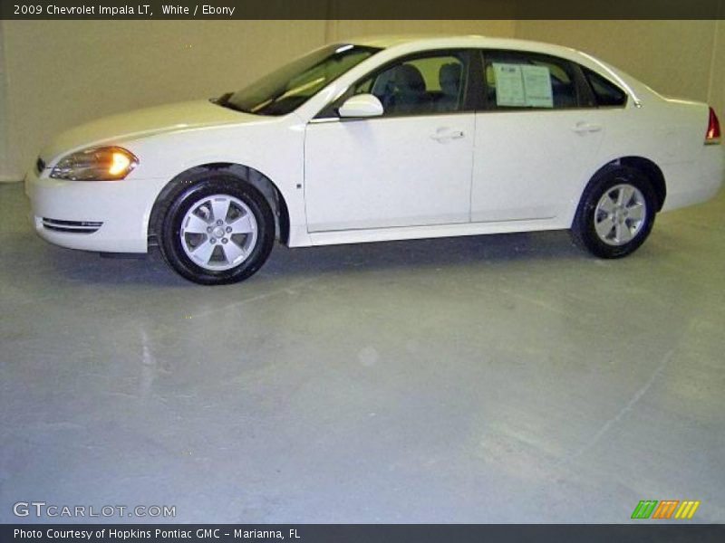 White / Ebony 2009 Chevrolet Impala LT