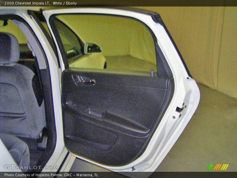 White / Ebony 2009 Chevrolet Impala LT