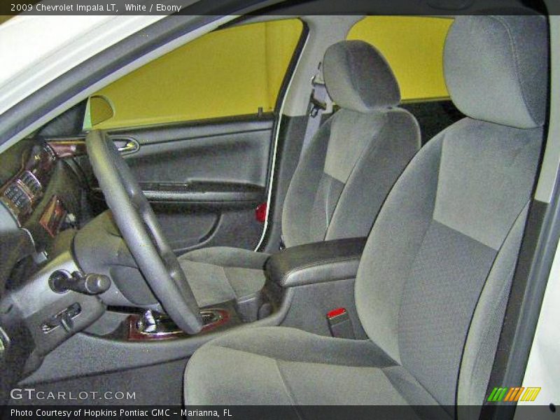 White / Ebony 2009 Chevrolet Impala LT