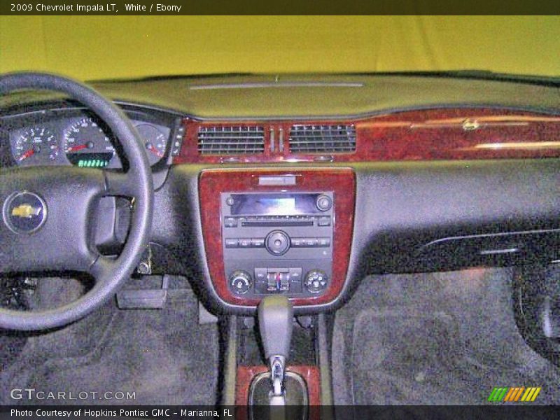 White / Ebony 2009 Chevrolet Impala LT