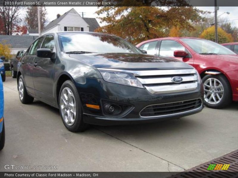 Atlantis Green Metallic / Charcoal Black 2010 Ford Fusion SE