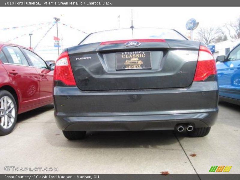 Atlantis Green Metallic / Charcoal Black 2010 Ford Fusion SE