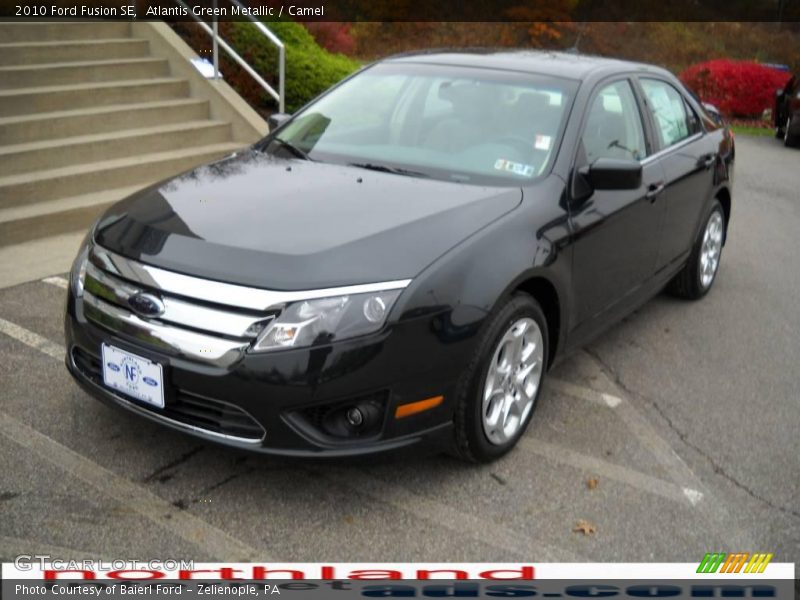 Atlantis Green Metallic / Camel 2010 Ford Fusion SE