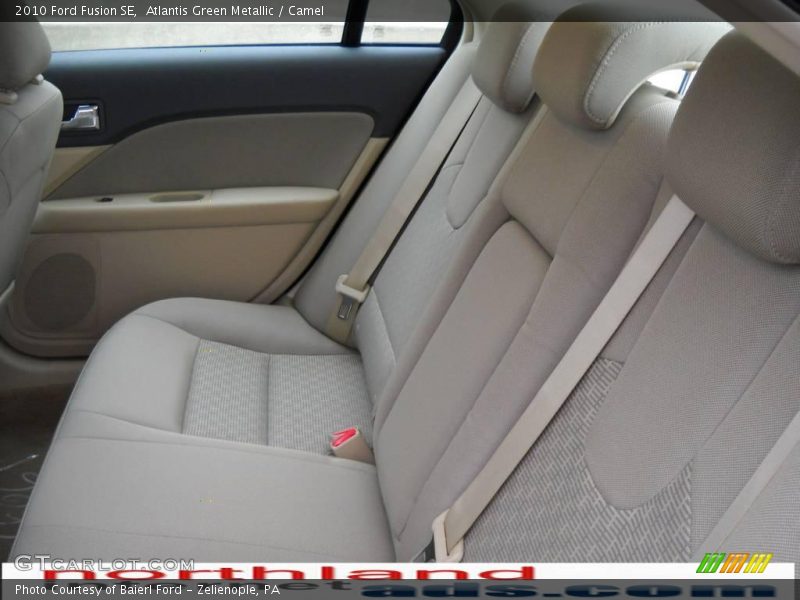 Atlantis Green Metallic / Camel 2010 Ford Fusion SE