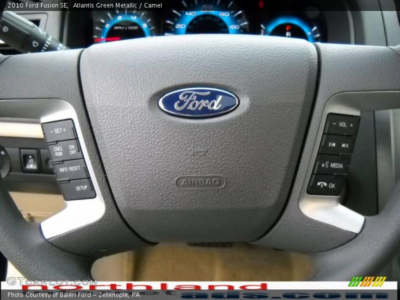 Atlantis Green Metallic / Camel 2010 Ford Fusion SE
