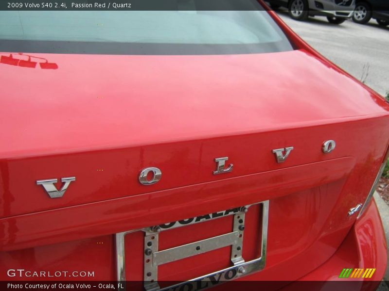 Passion Red / Quartz 2009 Volvo S40 2.4i