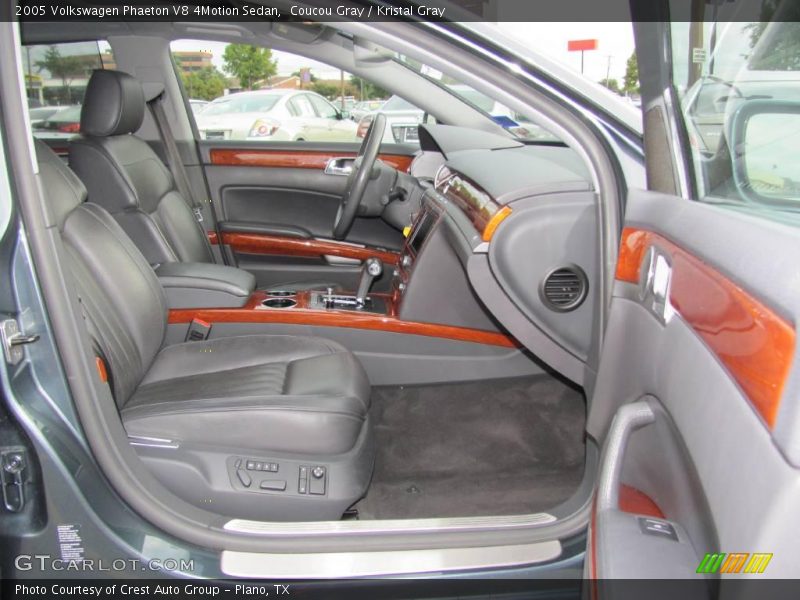 Coucou Gray / Kristal Gray 2005 Volkswagen Phaeton V8 4Motion Sedan
