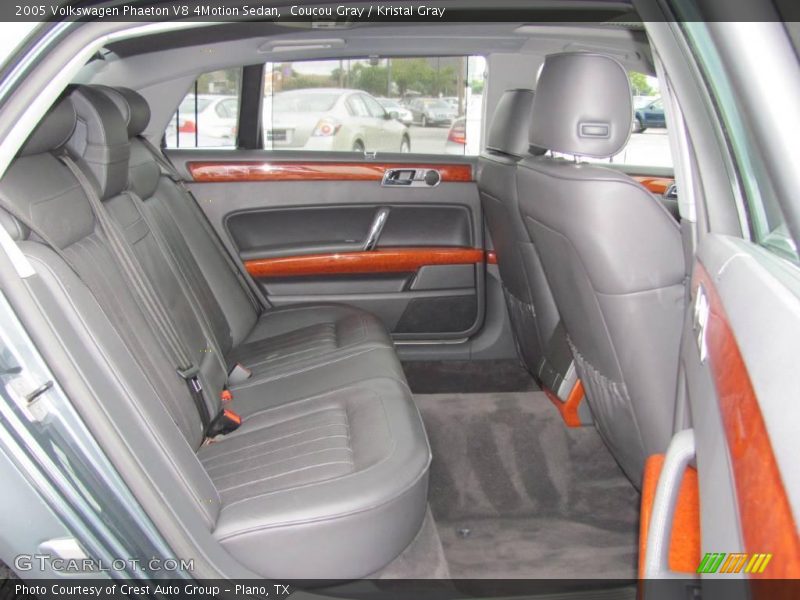 Coucou Gray / Kristal Gray 2005 Volkswagen Phaeton V8 4Motion Sedan