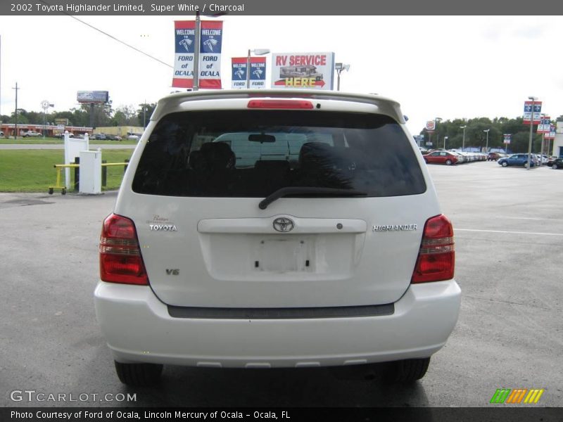 Super White / Charcoal 2002 Toyota Highlander Limited